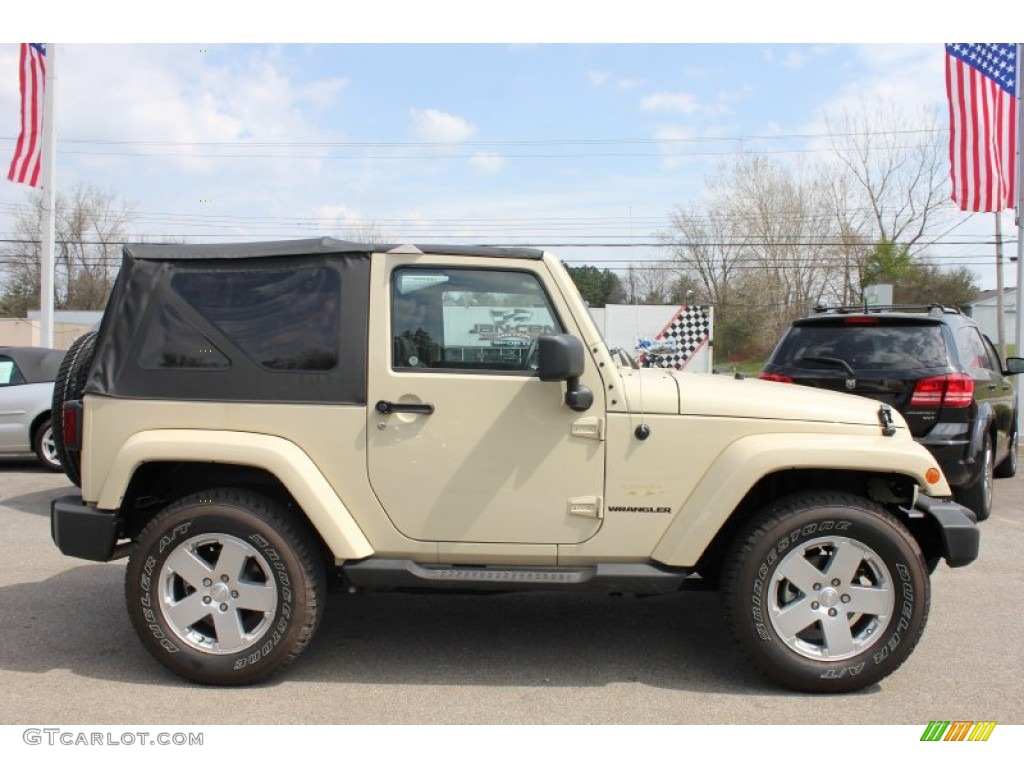2011 Wrangler Sahara 4x4 - Sahara Tan / Black/Dark Saddle photo #5