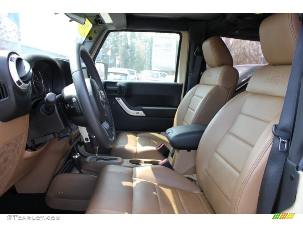 2011 Wrangler Sahara 4x4 - Sahara Tan / Black/Dark Saddle photo #10