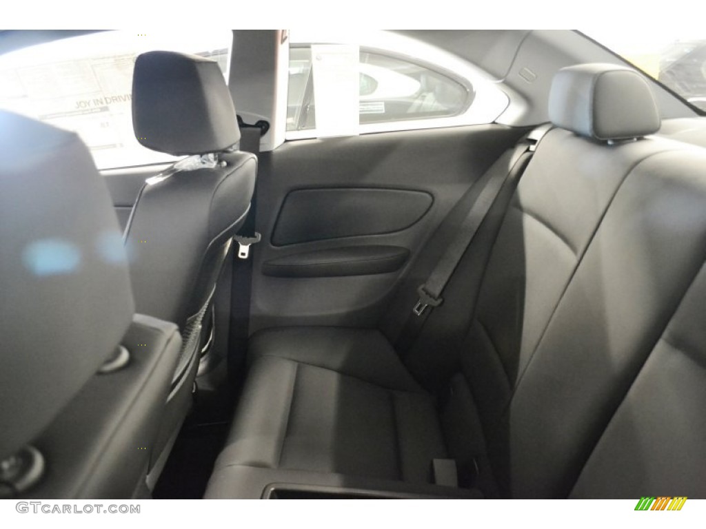2012 1 Series 128i Coupe - Alpine White / Black photo #8