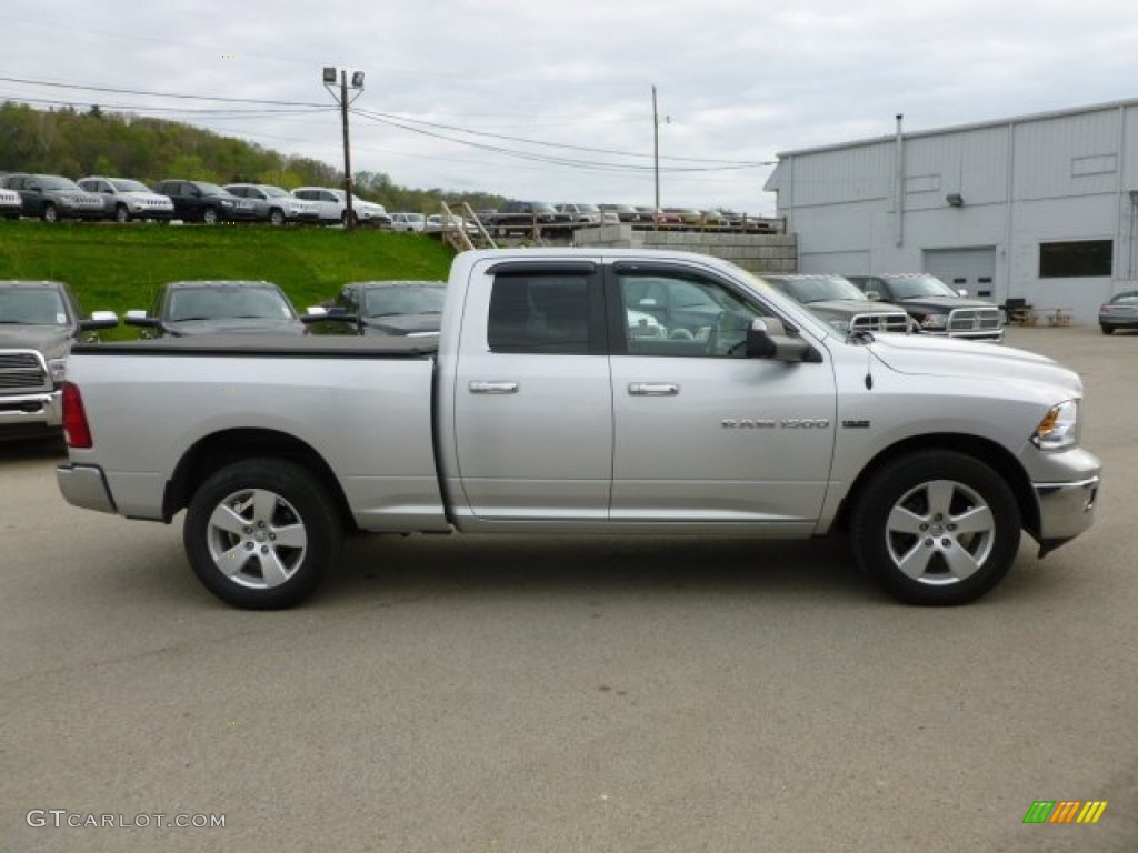 2011 Ram 1500 Big Horn Quad Cab 4x4 - Bright Silver Metallic / Dark Slate Gray/Medium Graystone photo #6