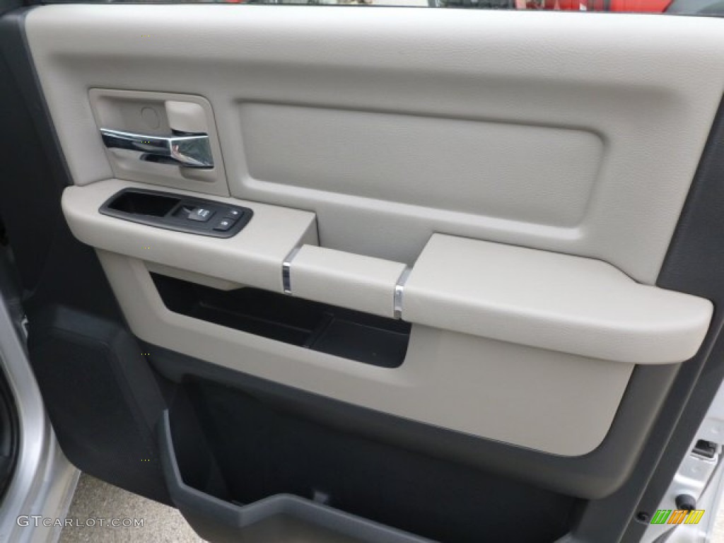 2011 Ram 1500 Big Horn Quad Cab 4x4 - Bright Silver Metallic / Dark Slate Gray/Medium Graystone photo #21