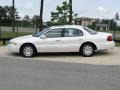 1999 Vibrant White Lincoln Continental   photo #8