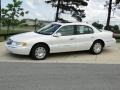 1999 Vibrant White Lincoln Continental   photo #9