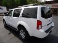 Avalanche White - Pathfinder SE 4x4 Photo No. 2