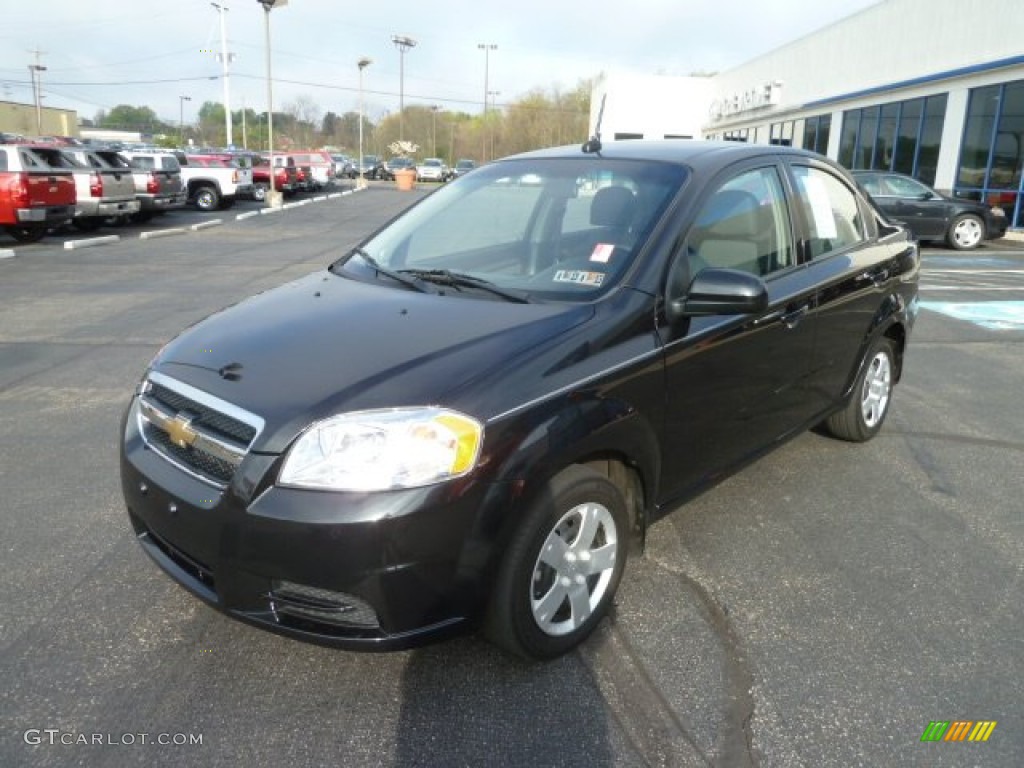 2010 Aveo LT Sedan - Black Granite / Charcoal photo #7