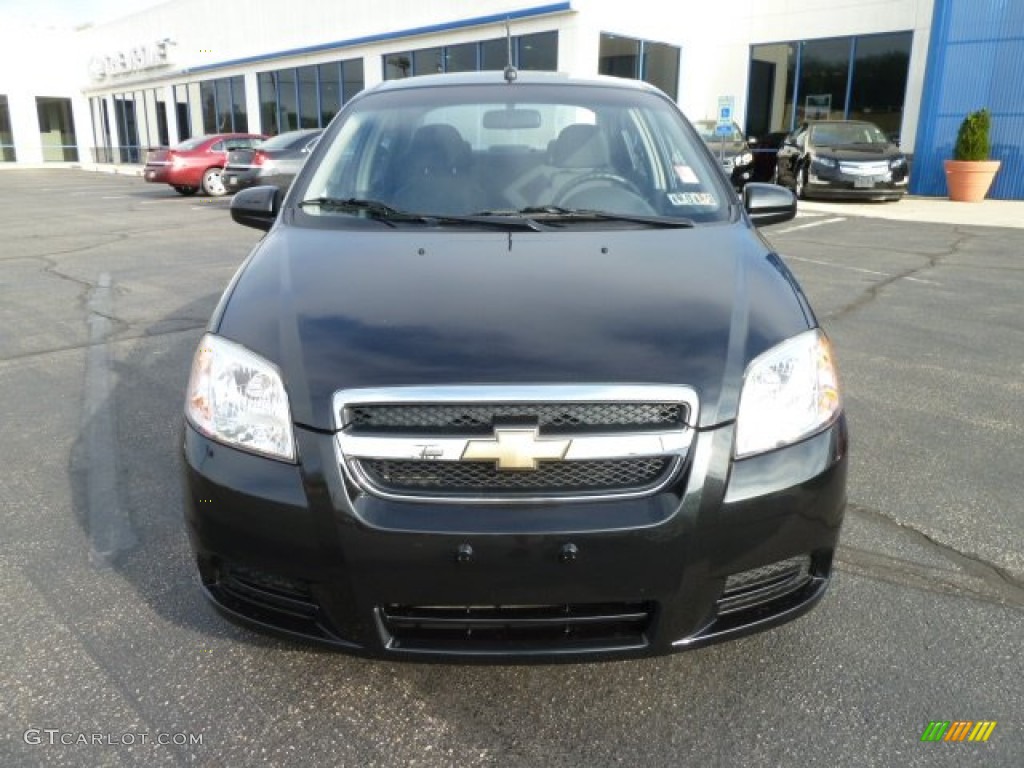 2010 Aveo LT Sedan - Black Granite / Charcoal photo #8