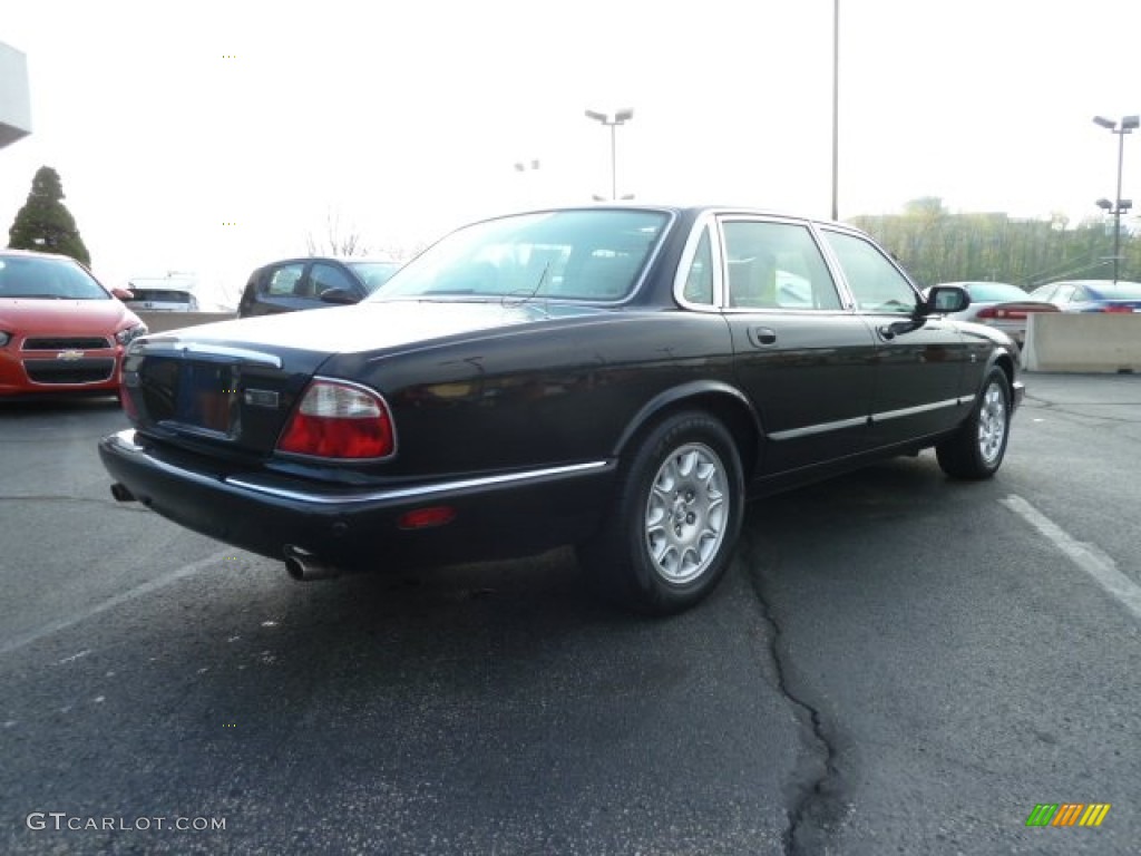 2002 XJ XJ8 - Anthracite Metallic / Cashmere photo #3