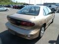 2000 Topaz Gold Metallic Pontiac Sunfire SE Sedan  photo #2