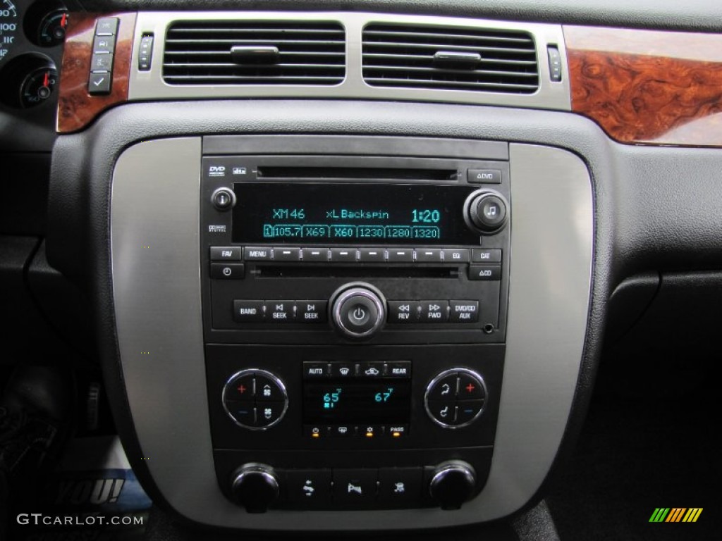 2011 Yukon SLT 4x4 - Pure Silver Metallic / Ebony photo #19