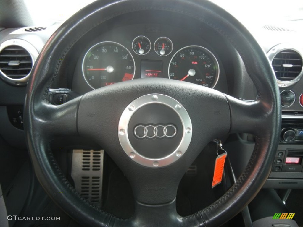 2003 Audi TT 1.8T quattro Coupe Steering Wheel Photos