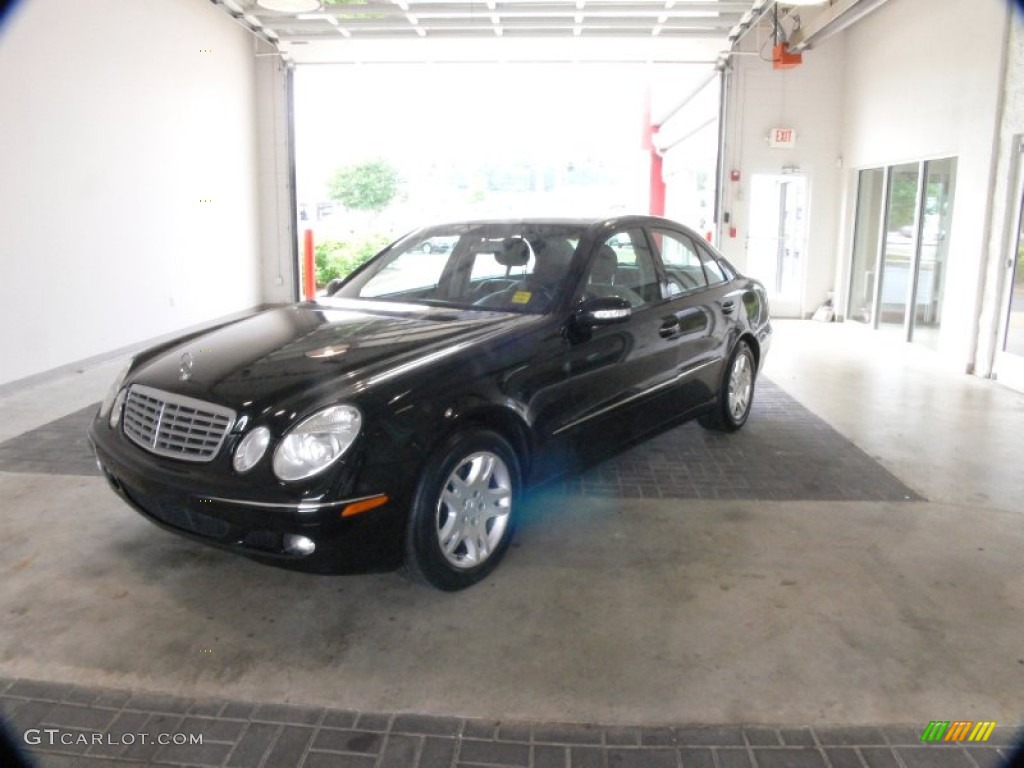 2005 E 320 Sedan - Black / Charcoal photo #1