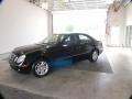 Black - E 320 Sedan Photo No. 2