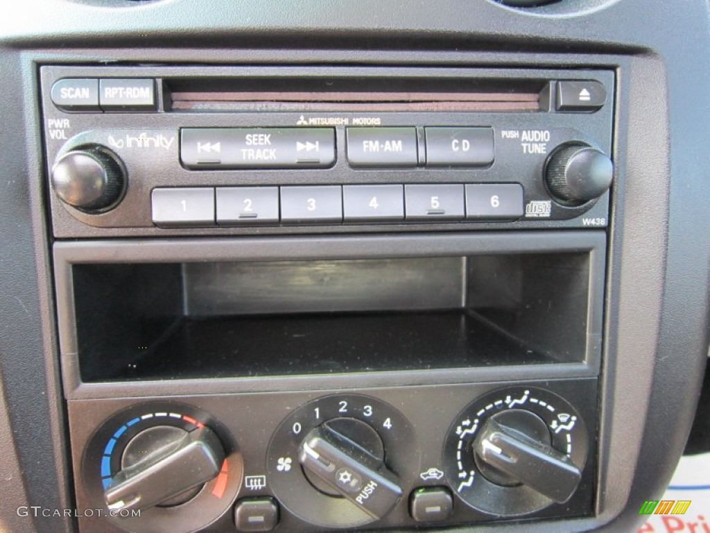 2005 Mitsubishi Eclipse GT Coupe Audio System Photos