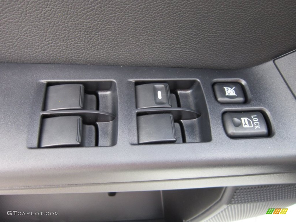 2012 Mitsubishi Lancer Evolution GSR Controls Photo #64111947
