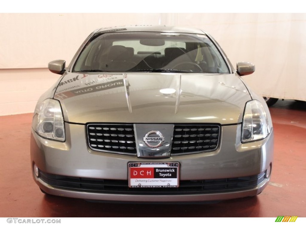 2004 Maxima 3.5 SE - Spirited Bronze / Black photo #2