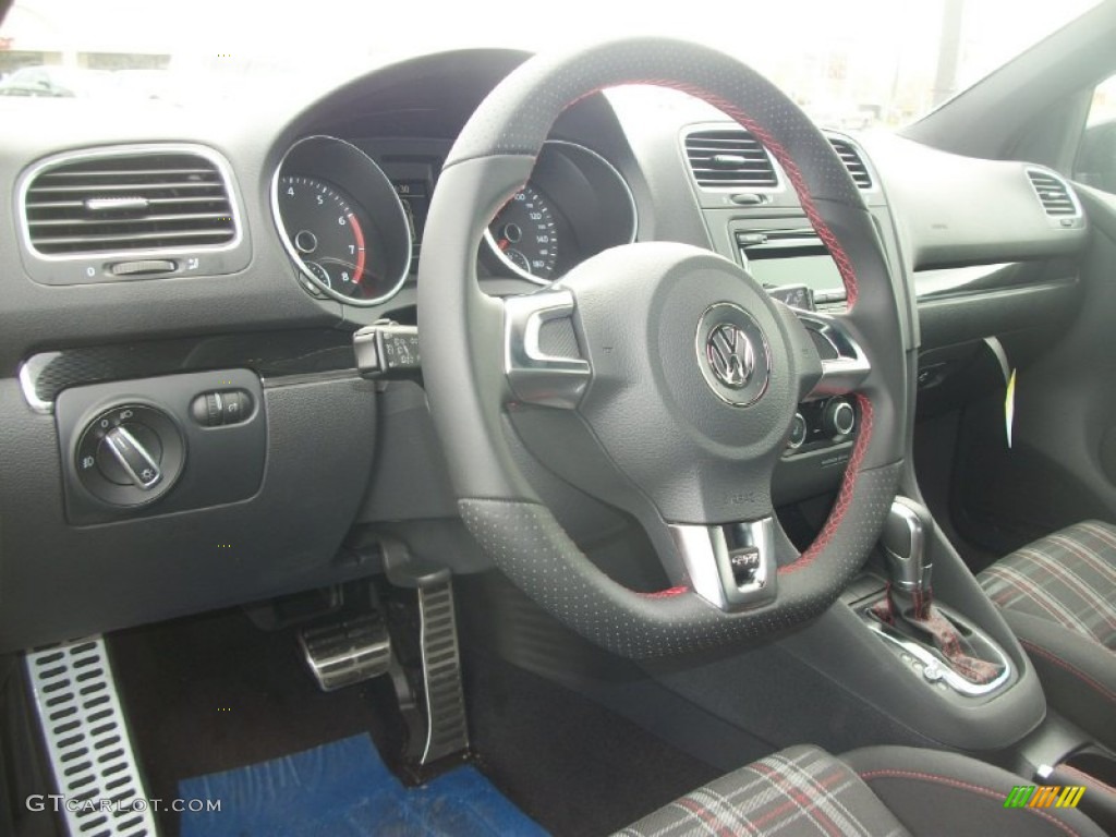 2012 Volkswagen GTI 4 Door Interlagos Plaid Cloth Steering Wheel Photo #64115304