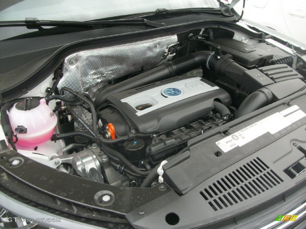 2012 Volkswagen Tiguan S 4Motion Engine Photos