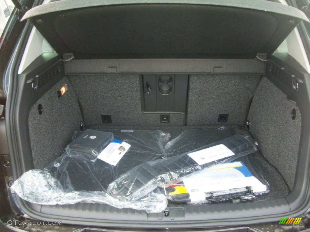 2012 Tiguan SE 4Motion - Deep Black Metallic / Black photo #27