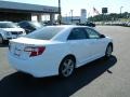 Super White - Camry SE Photo No. 3