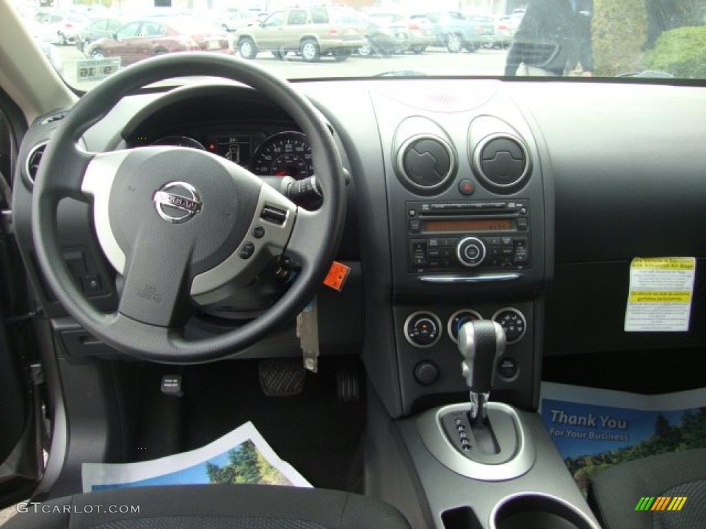 2011 Rogue S AWD - Platinum Graphite / Black photo #12