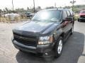 Black - Tahoe LTZ 4x4 Photo No. 3