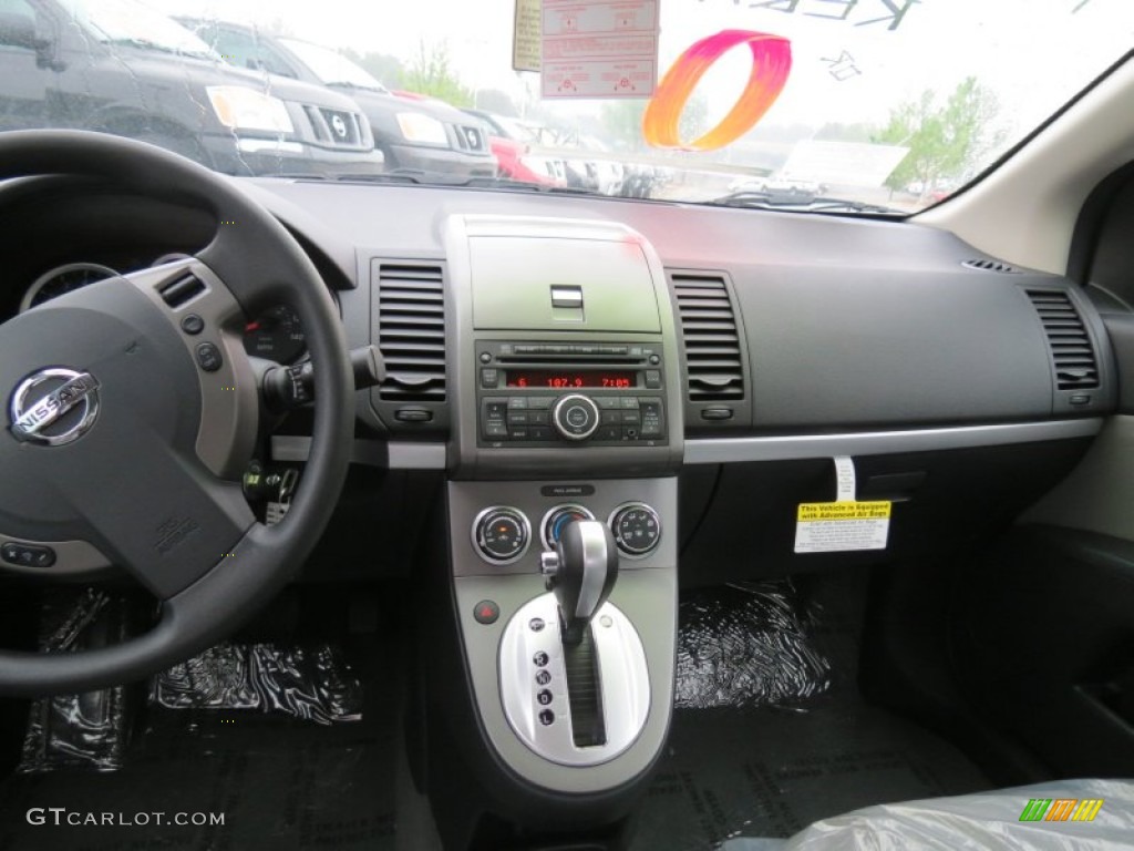 2012 Sentra 2.0 S - Aspen White / Charcoal photo #12