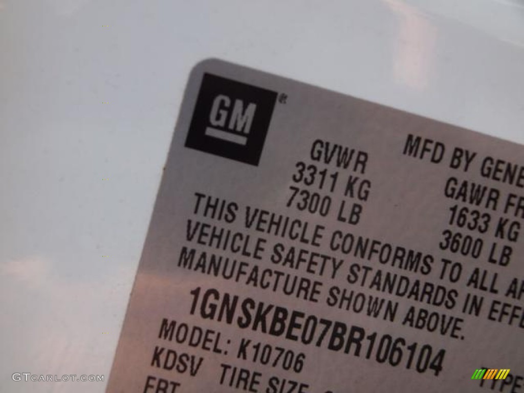 2011 Tahoe LT 4x4 - Summit White / Ebony photo #16