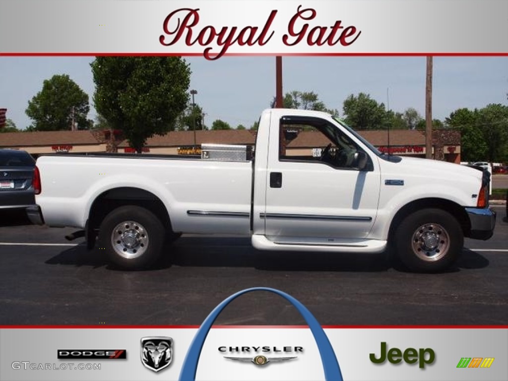 Oxford White Ford F250 Super Duty