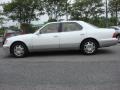 Diamond White Pearl - LS 400 Platinum Series Photo No. 5