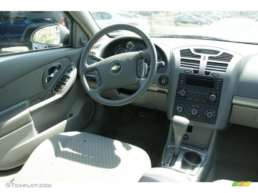 2006 Malibu LT Sedan - Silverstone Metallic / Titanium Gray photo #12
