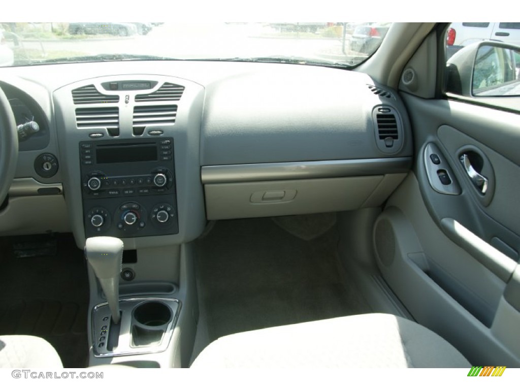 2006 Malibu LT Sedan - Silverstone Metallic / Titanium Gray photo #13