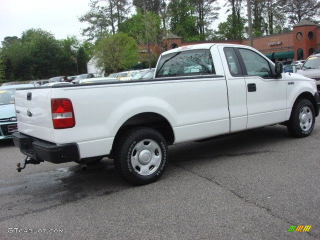2006 F150 XL Regular Cab - Oxford White / Medium Flint photo #4