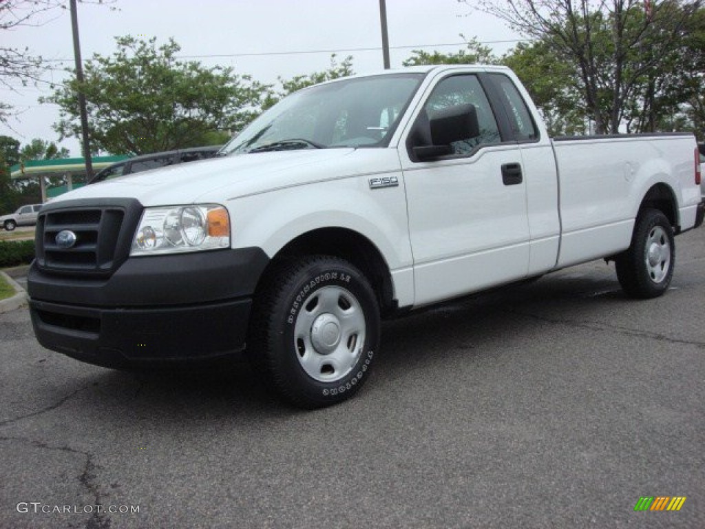 2006 F150 XL Regular Cab - Oxford White / Medium Flint photo #7