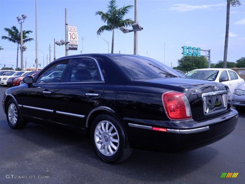 2004 XG350 Sedan - Black Obsidian / Gray photo #7
