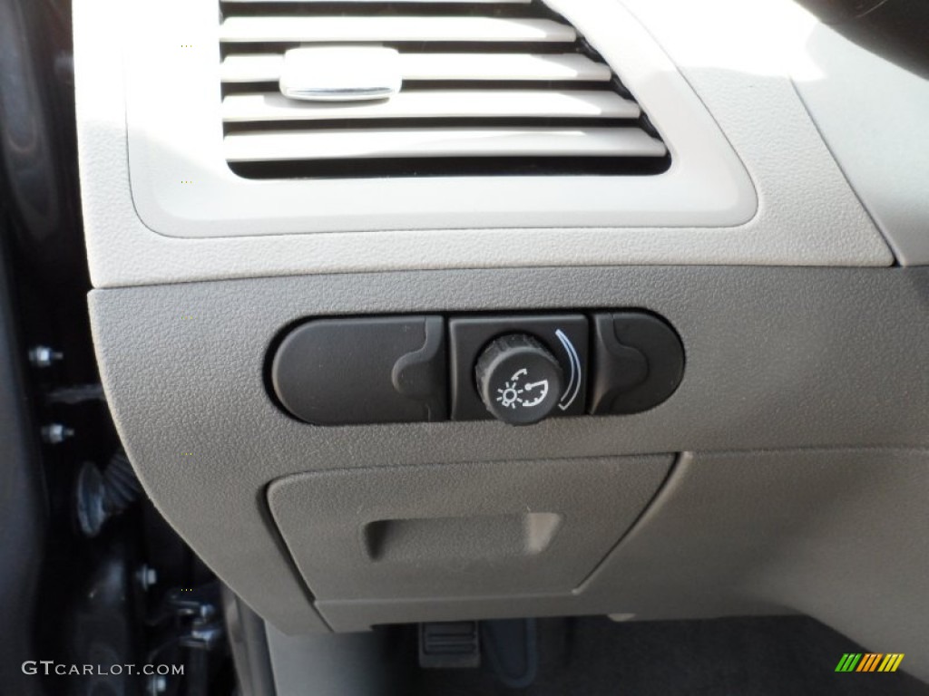 2010 Malibu LT Sedan - Taupe Gray Metallic / Titanium photo #39