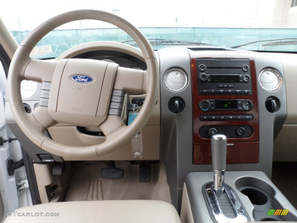 2005 F150 Lariat SuperCrew 4x4 - Oxford White / Tan photo #32