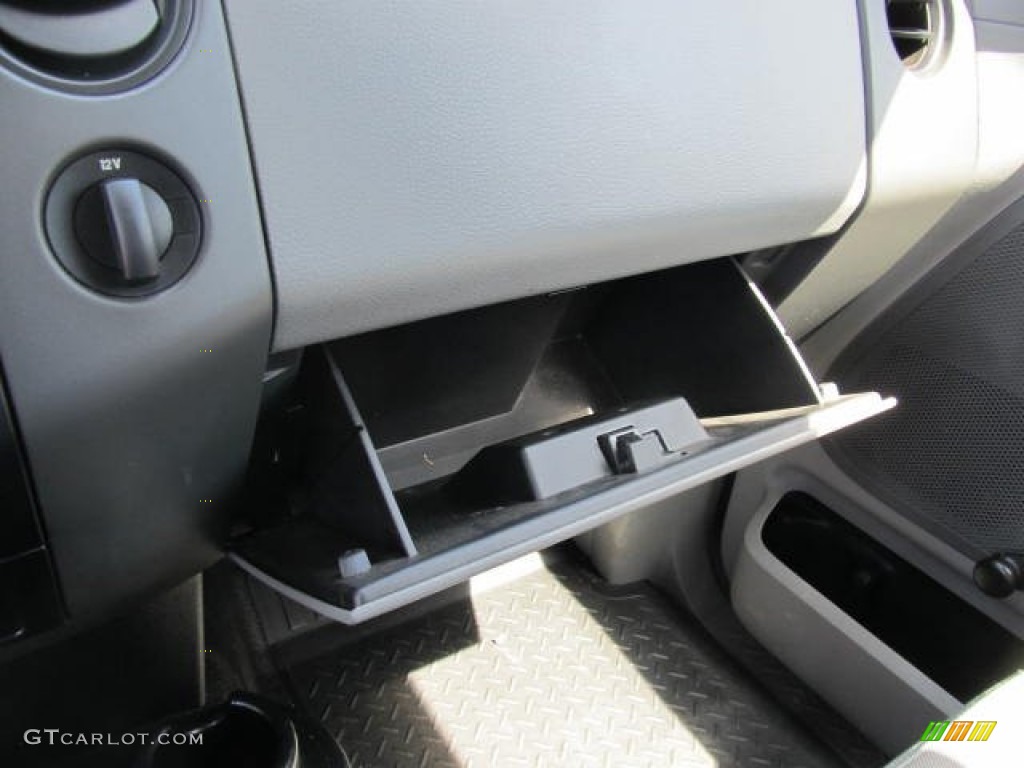 2006 F150 STX SuperCab 4x4 - Silver Metallic / Medium Flint photo #13