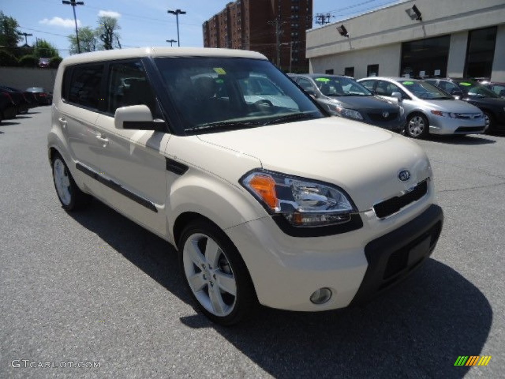 2011 Soul ! - Dune Beige / Sand/Black Houndstooth Cloth photo #4