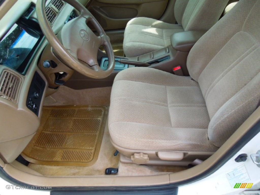 2000 Camry LE - Super White / Oak photo #8