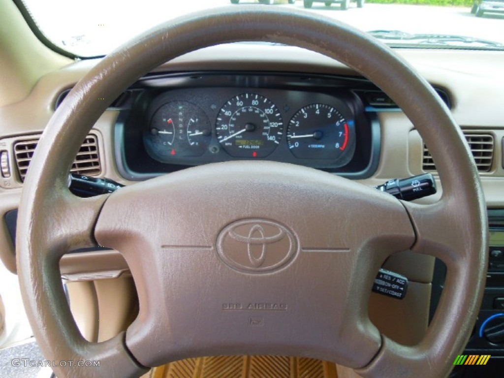 2000 Camry LE - Super White / Oak photo #13