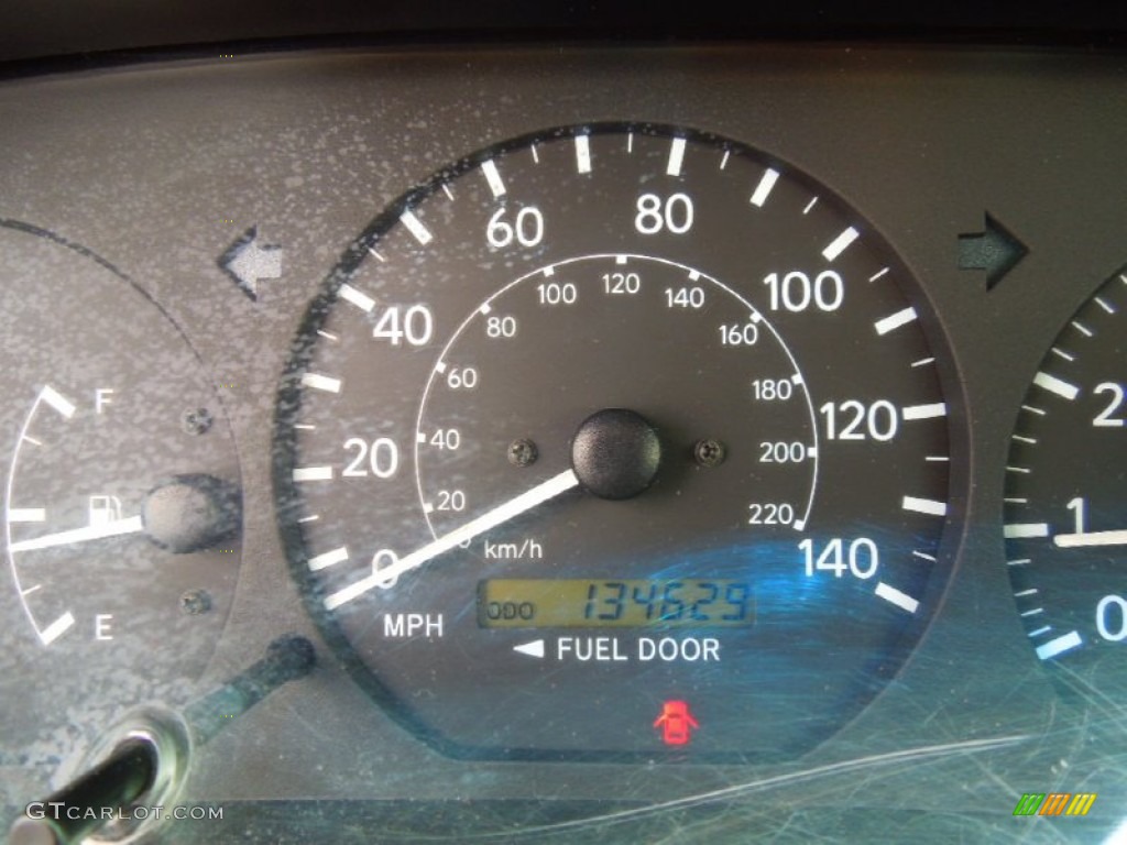 2000 Camry LE - Super White / Oak photo #14