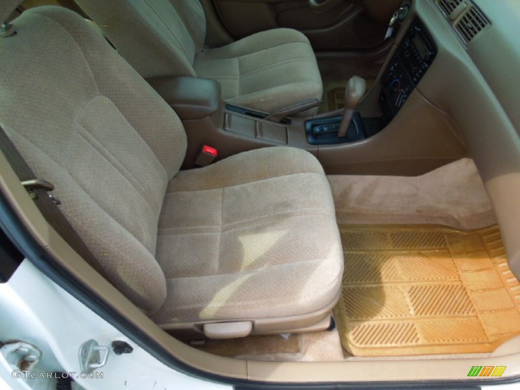 2000 Camry LE - Super White / Oak photo #20
