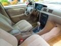 2000 Super White Toyota Camry LE  photo #21
