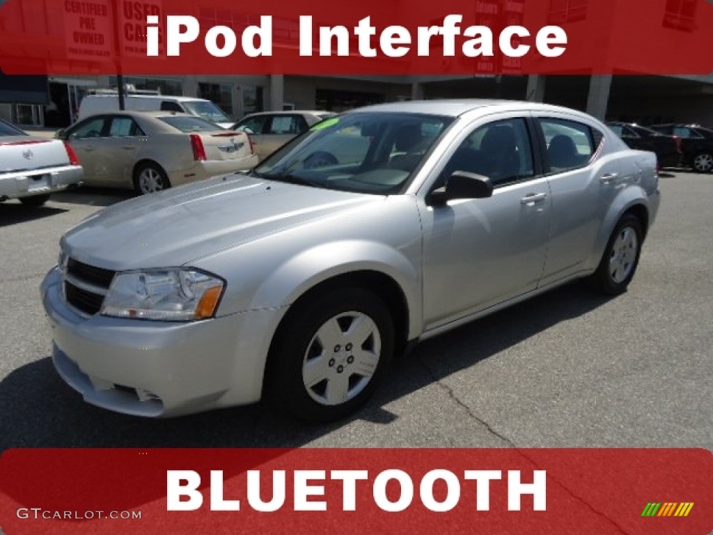Bright Silver Metallic Dodge Avenger