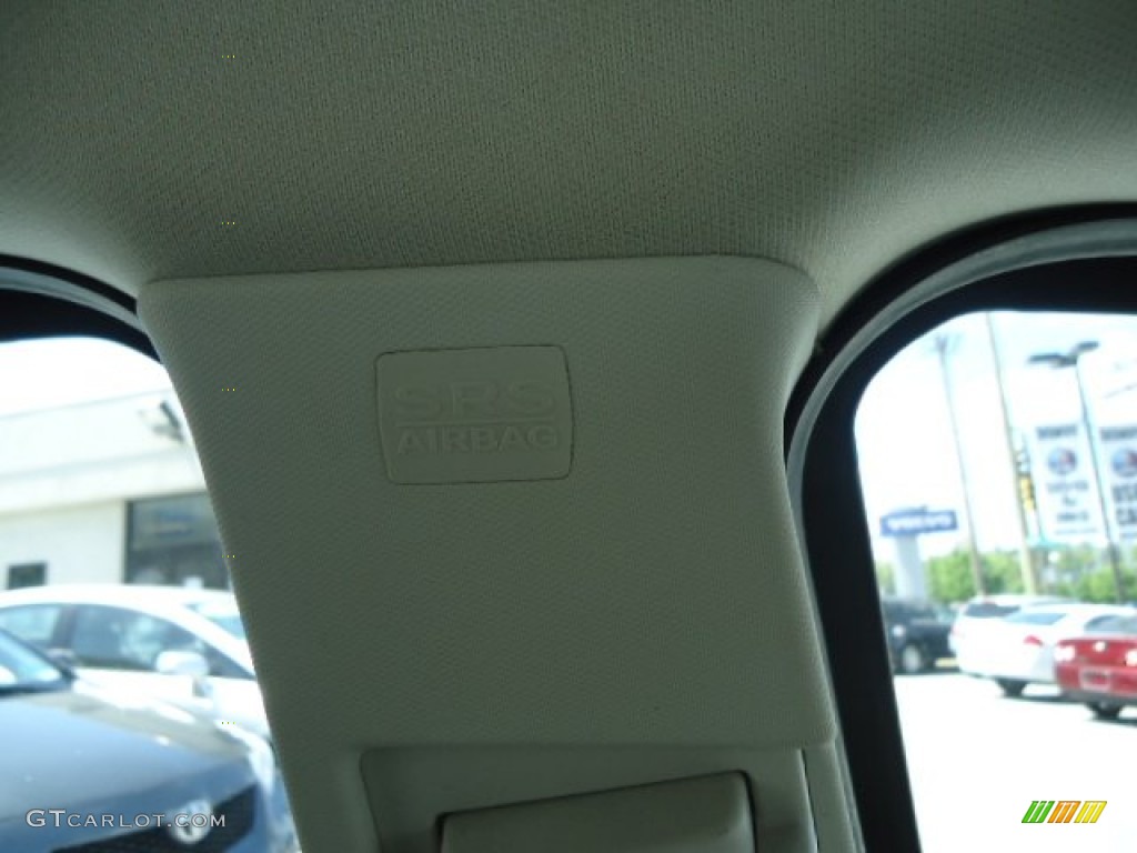 2010 Avenger SXT - Bright Silver Metallic / Dark Slate Gray photo #31