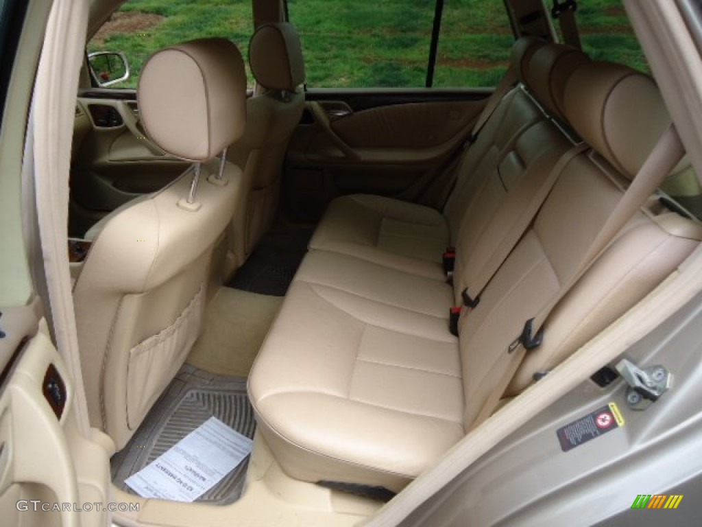 2001 Mercedes-Benz E 320 Wagon Rear Seat Photos