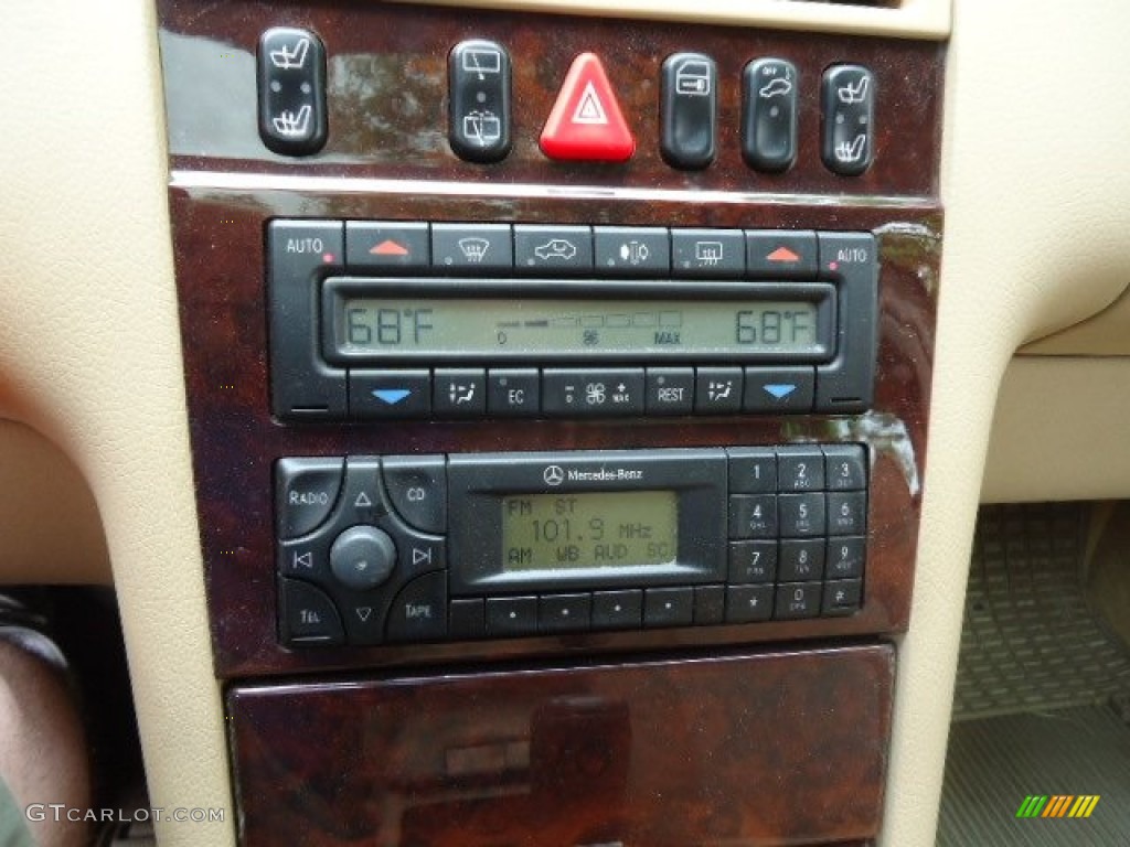 2001 Mercedes-Benz E 320 Wagon Controls Photo #64145885