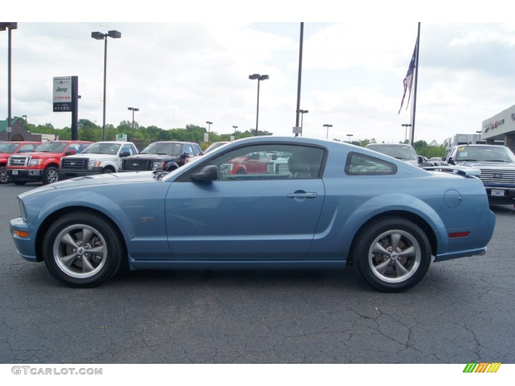2006 Mustang GT Premium Coupe - Windveil Blue Metallic / Light Graphite photo #5