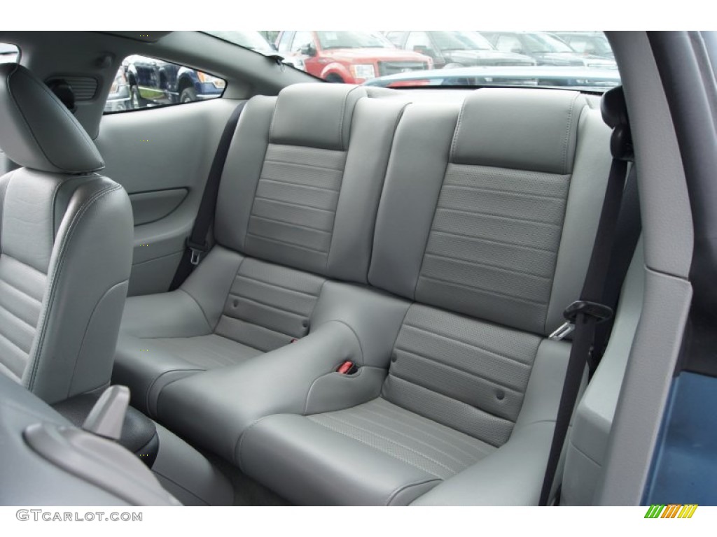 2006 Mustang GT Premium Coupe - Windveil Blue Metallic / Light Graphite photo #9