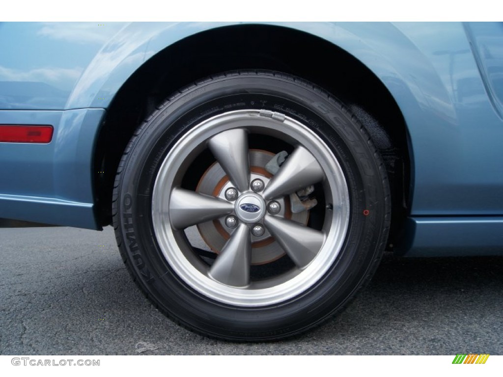 2006 Mustang GT Premium Coupe - Windveil Blue Metallic / Light Graphite photo #18